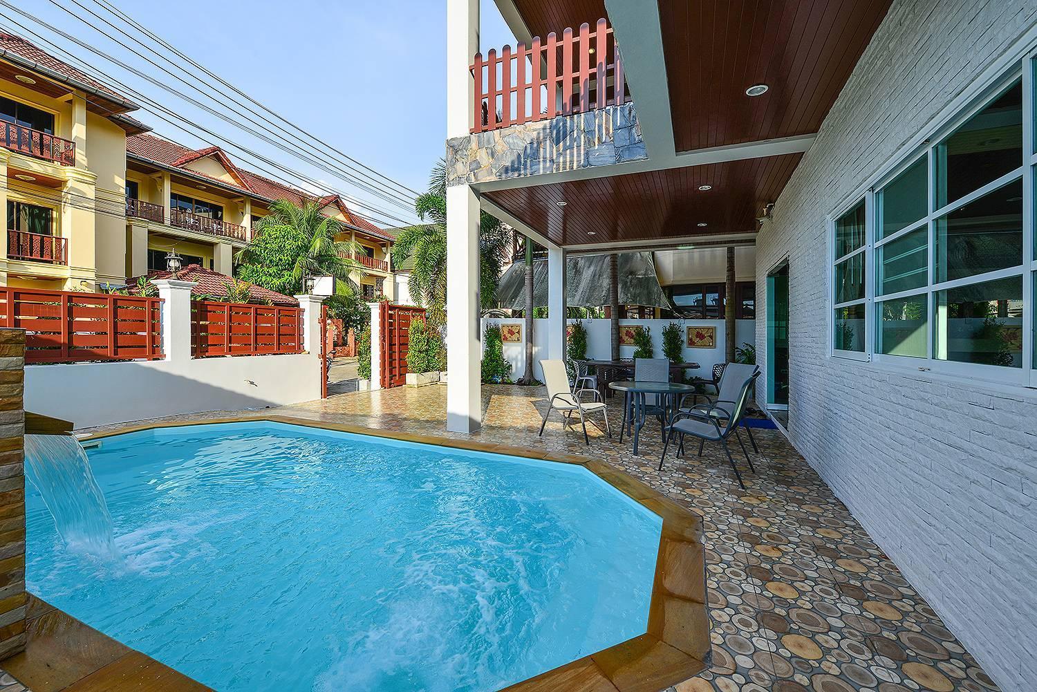 Group Getaway House Villa Patong