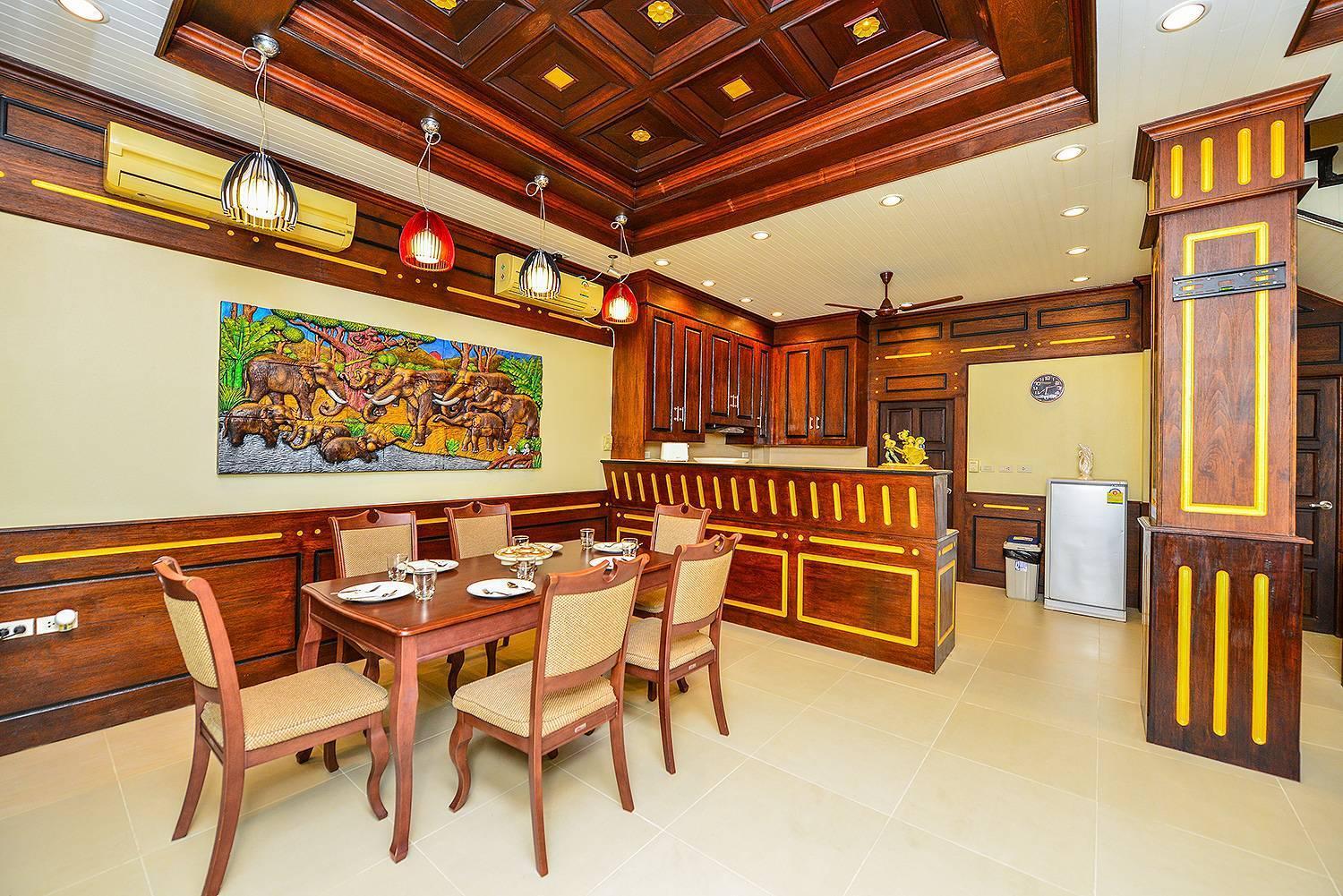 Group Getaway House Villa